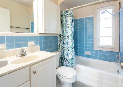 Nob hill exterior bathroom