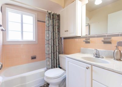 Nob hill exterior bathroom